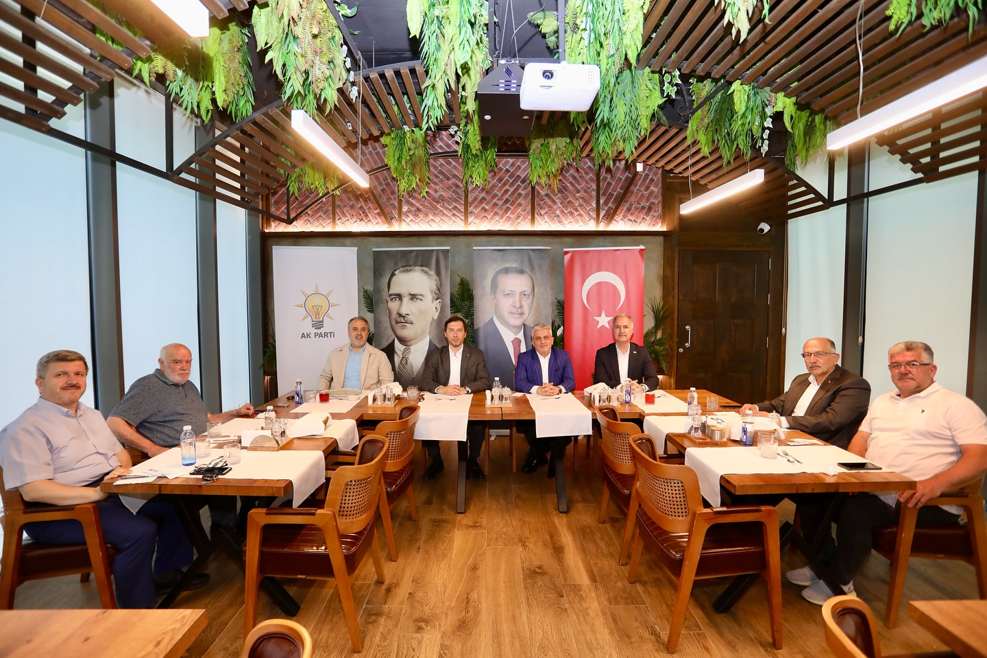 AK Parti’den birlik beraberlik vurgusu