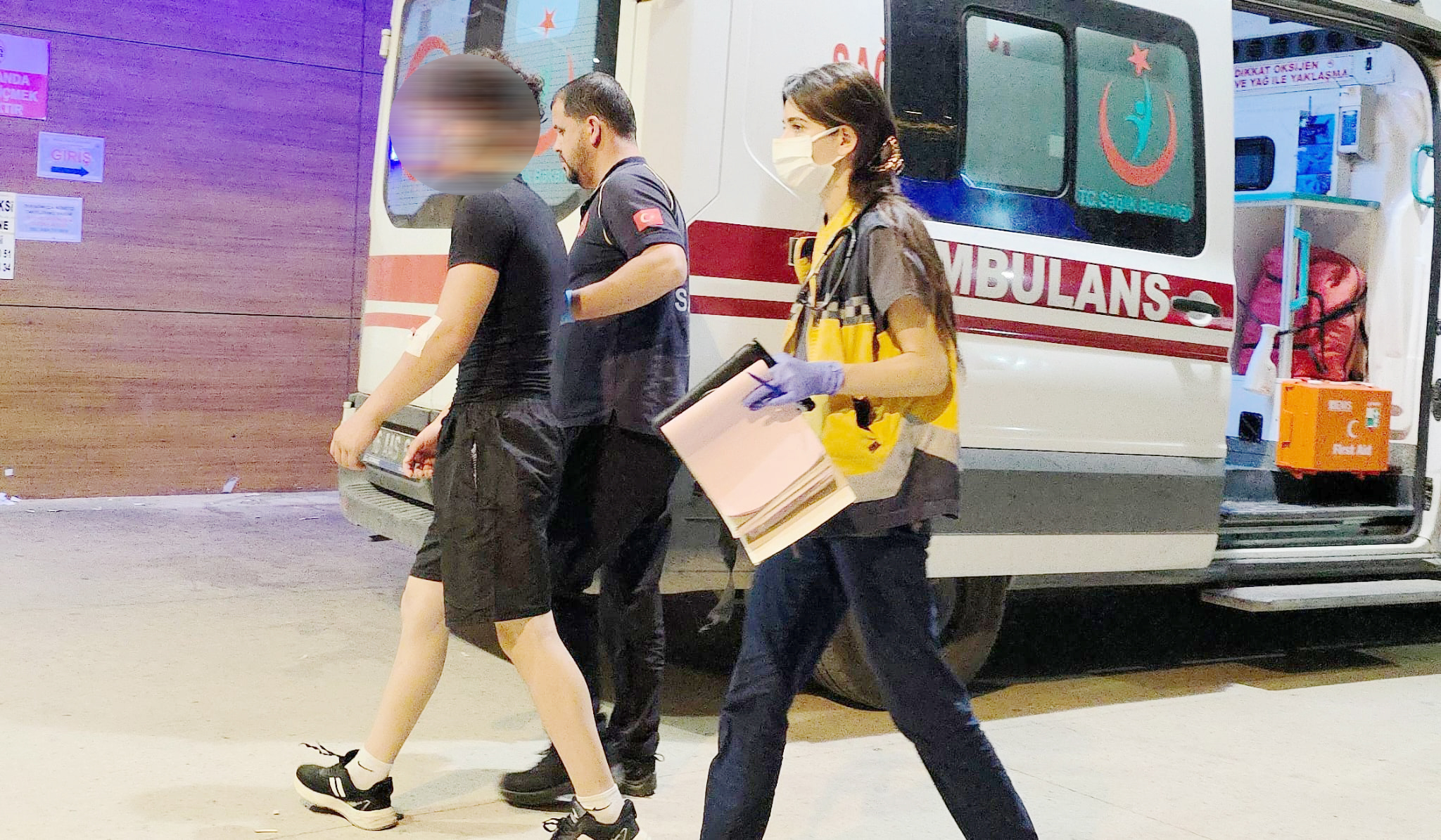 16 Yaşındaki genci sopalarla dövdüler