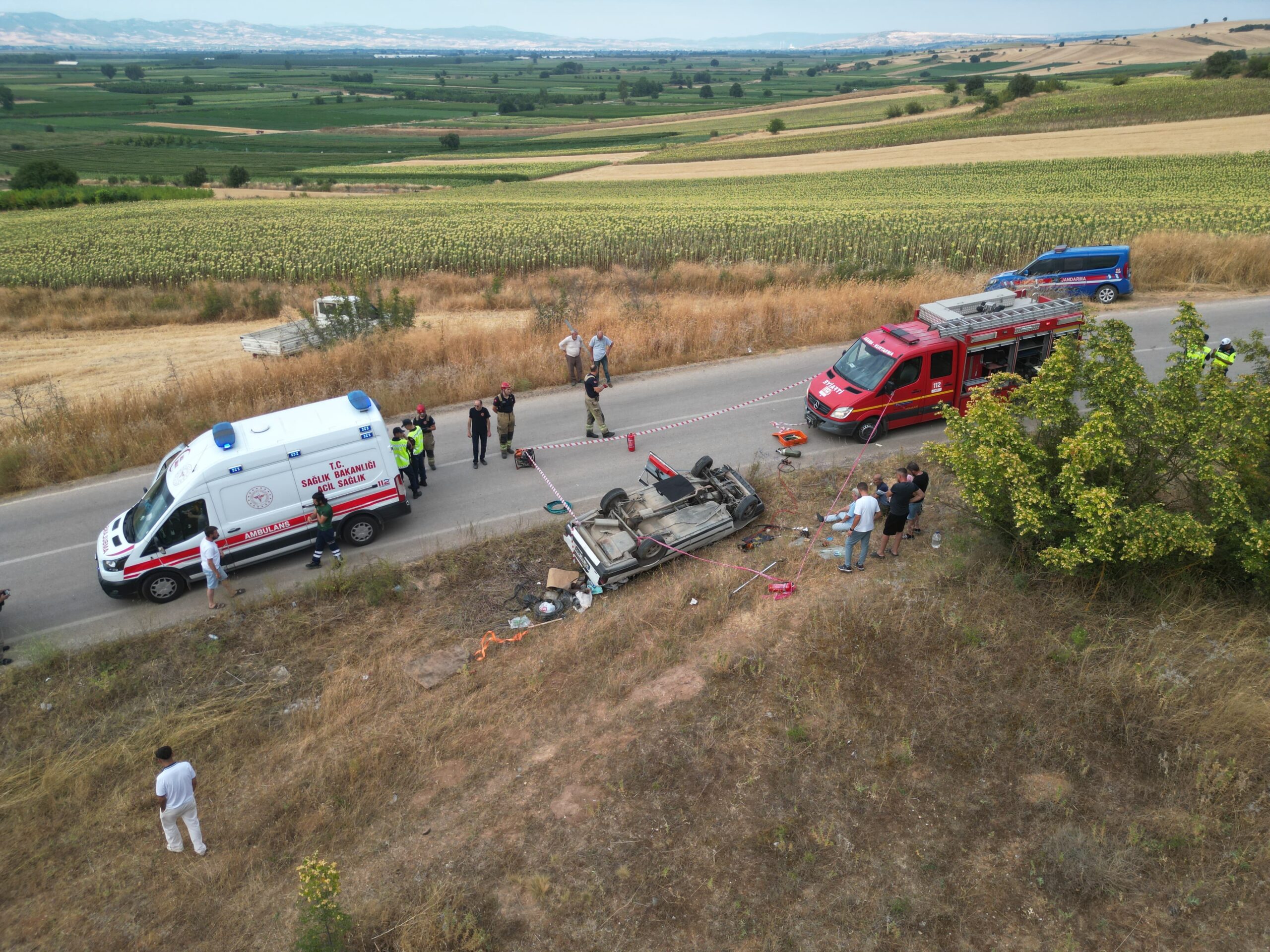 Takla atan araçta yaşamını yitirdi
