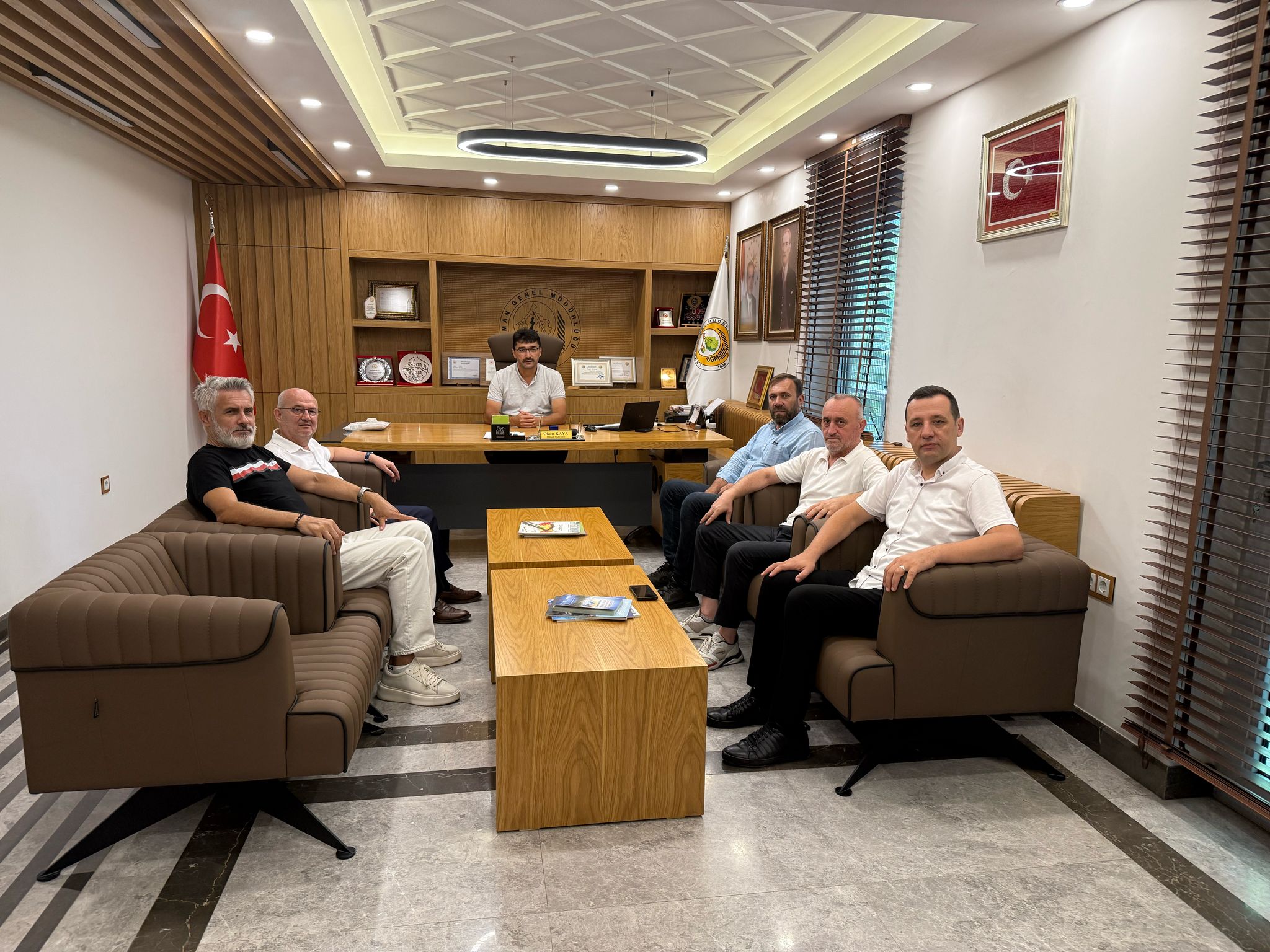 Mobilyacılardan geçmiş olsun ziyareti