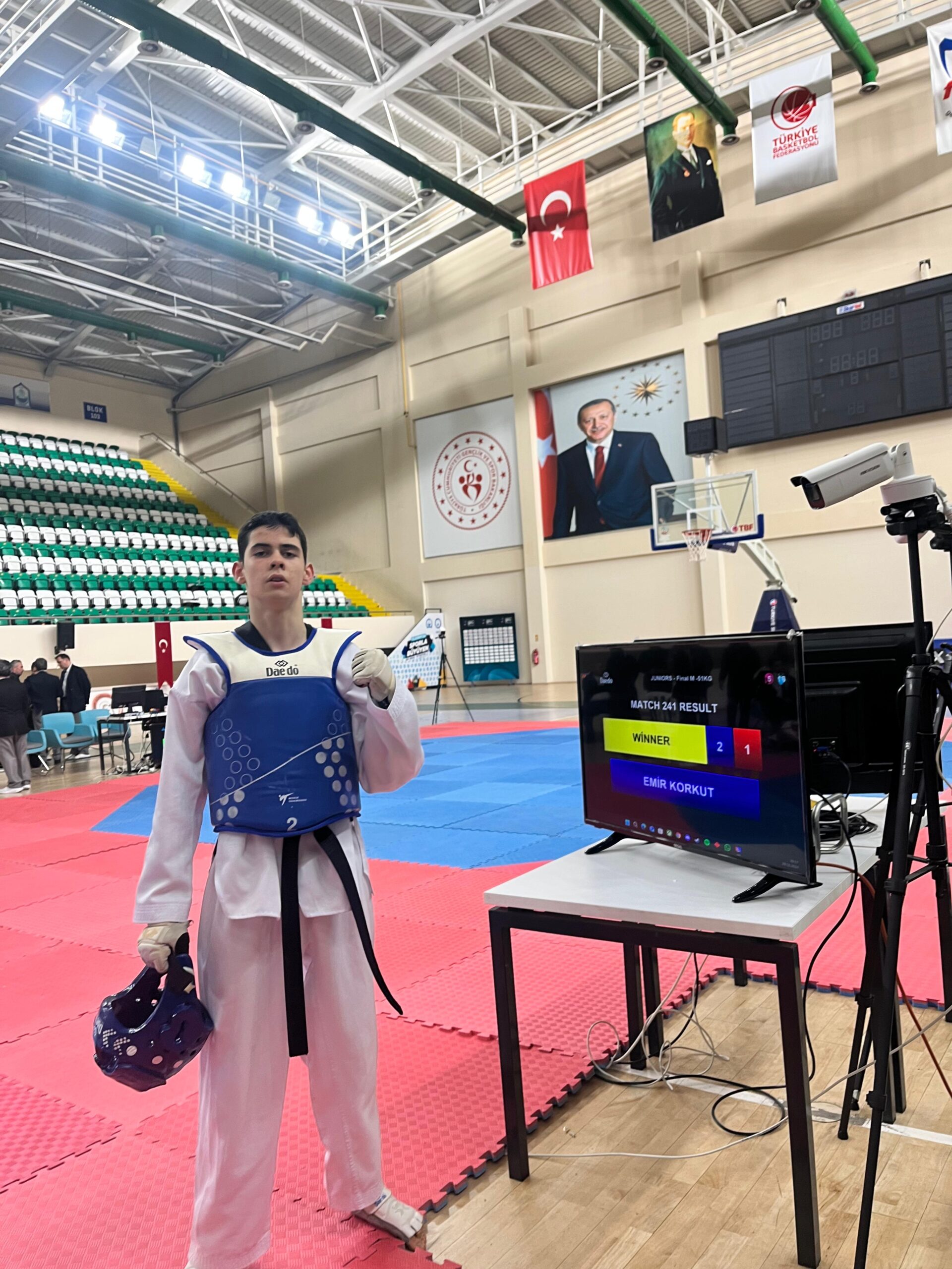 İnegöllü Şampiyon Emir Korkut, Avrupa Yolunda Destek Bekliyor