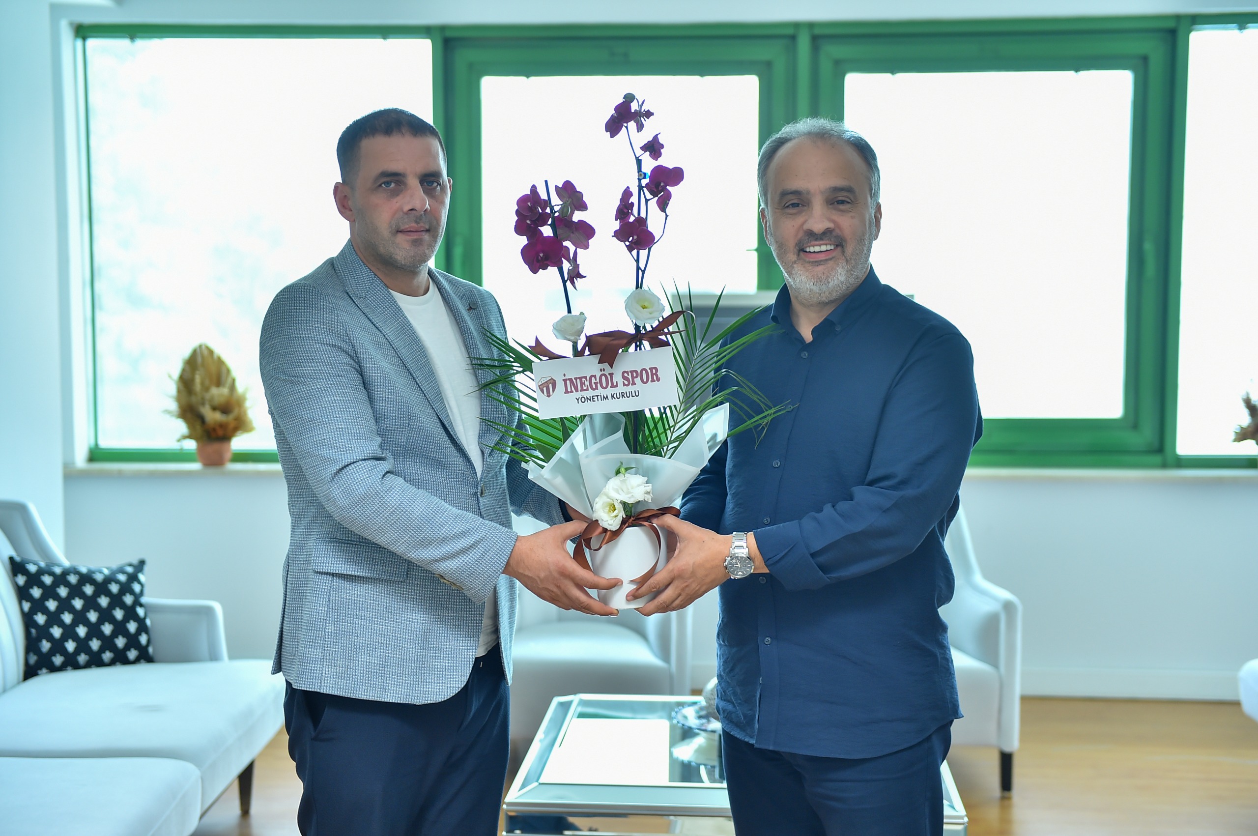 Ademoğlu’ndan Aktaş’a ziyaret