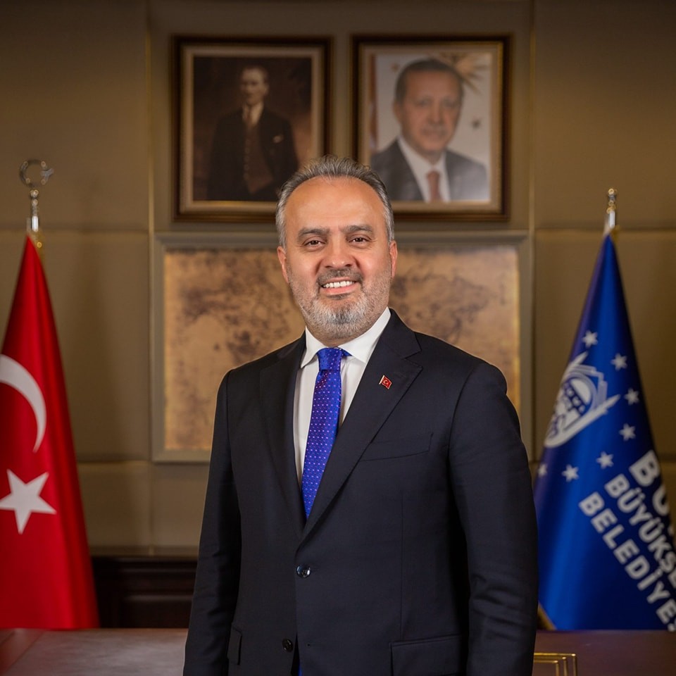 ‘Borç edebiyatını bırak Mustafa Bozbey’