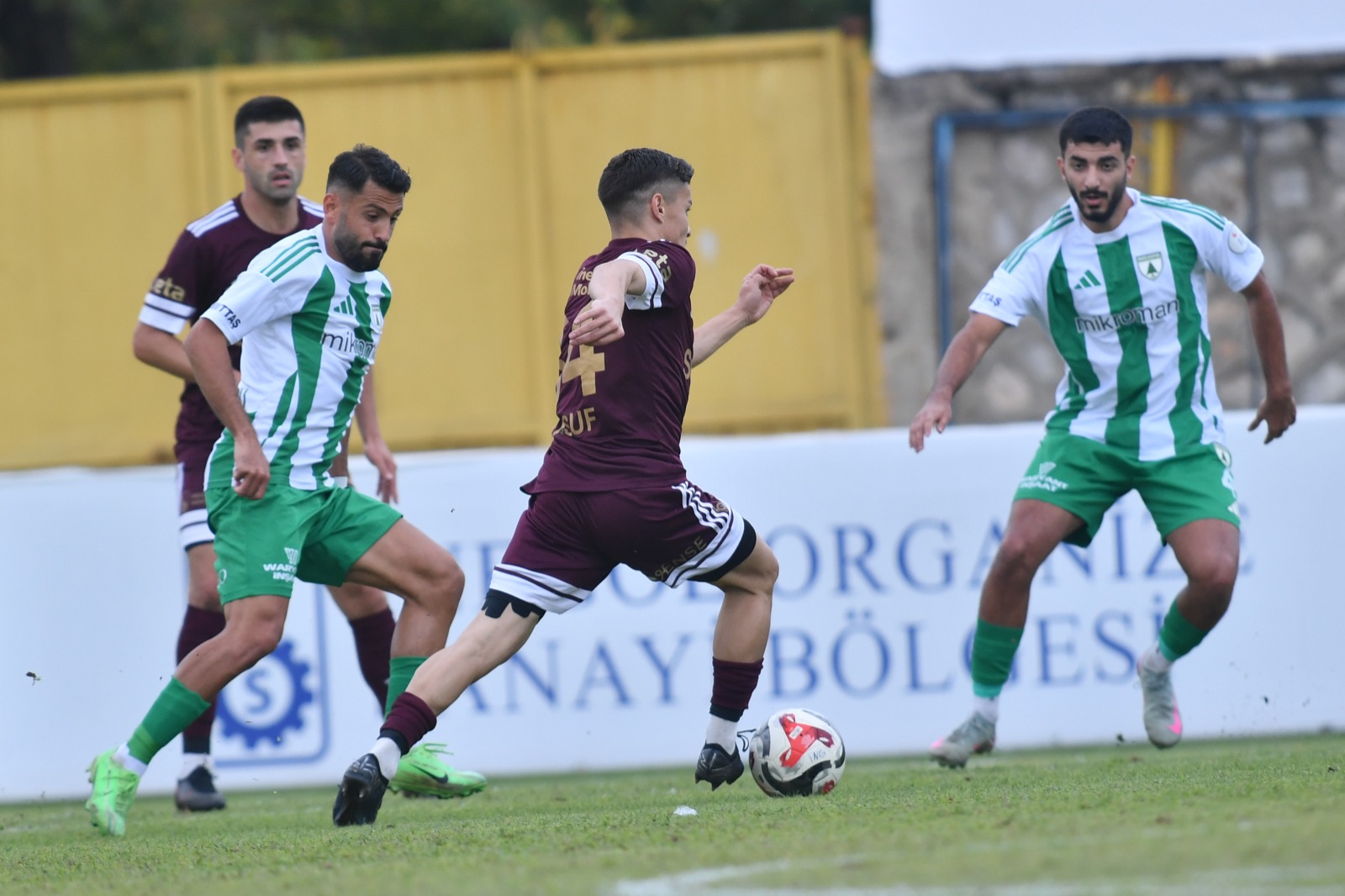 İnegölspor fırsat tepti