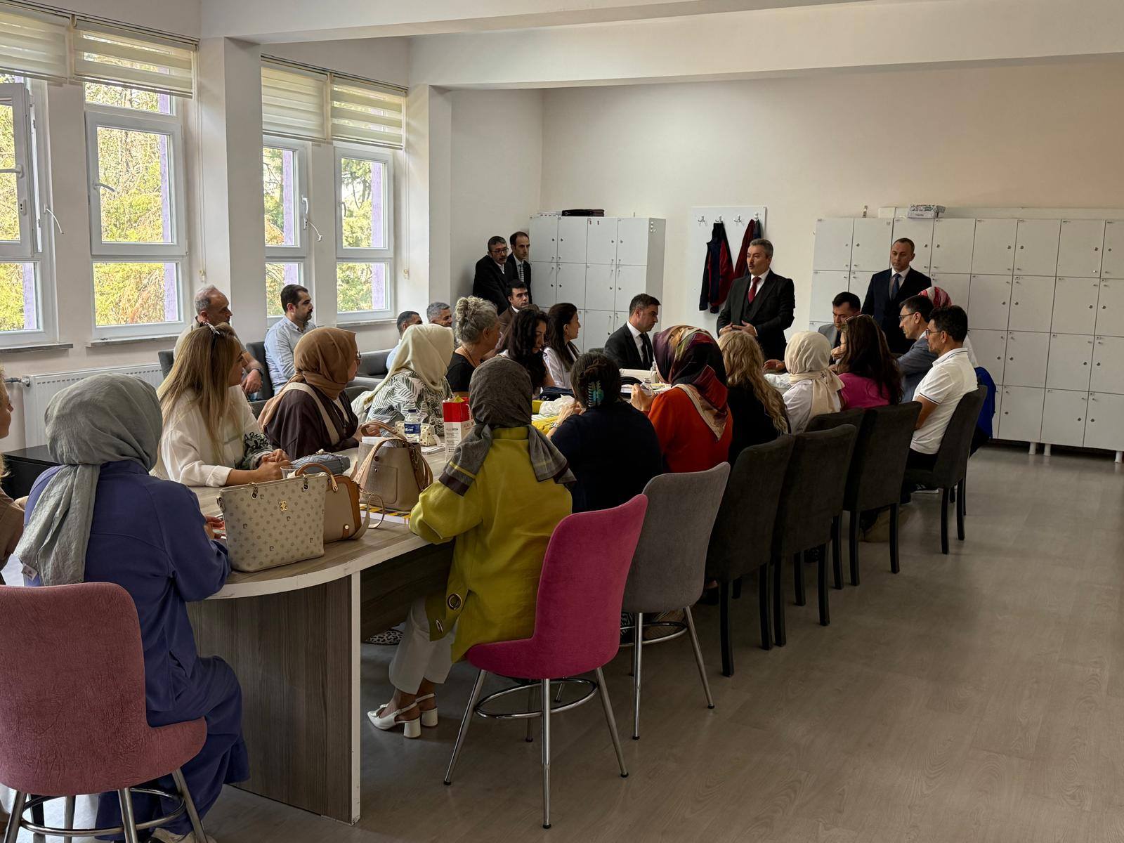 Yeni eğitim-öğretim yılına ziyaretle başladılar