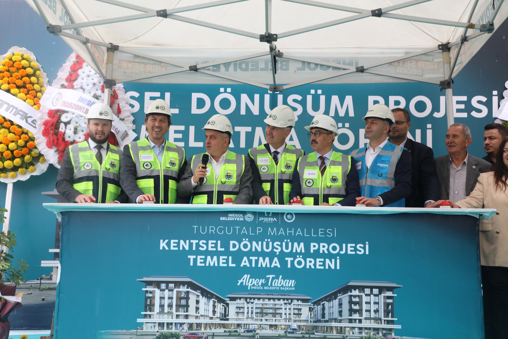 Kentsel dönüşümde temel atıldı