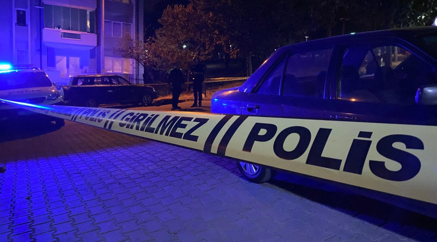 20 yaşındaki genç sokak ortasında öldürüldü