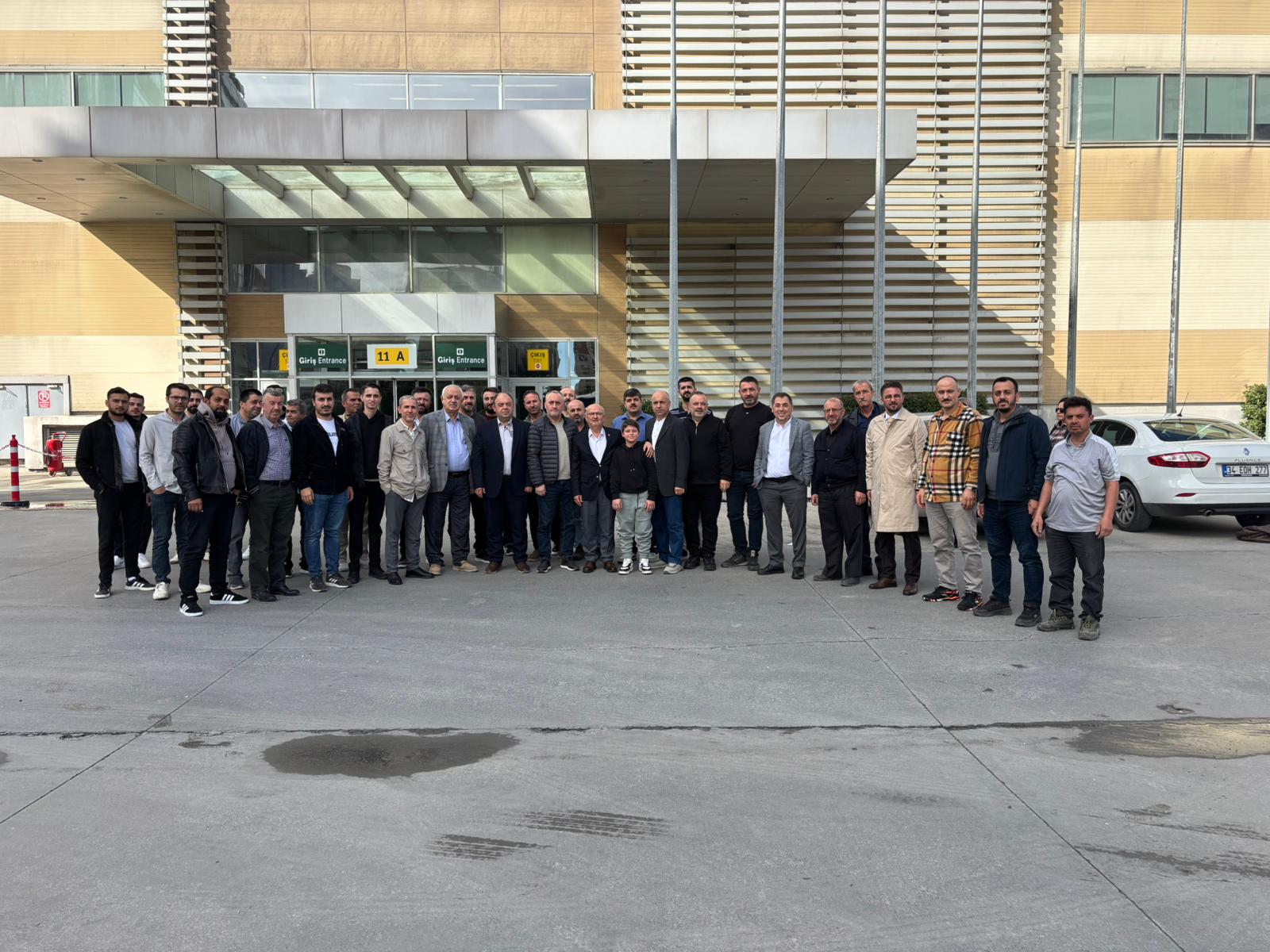 Mobilyacılar makine fuarını gezdi