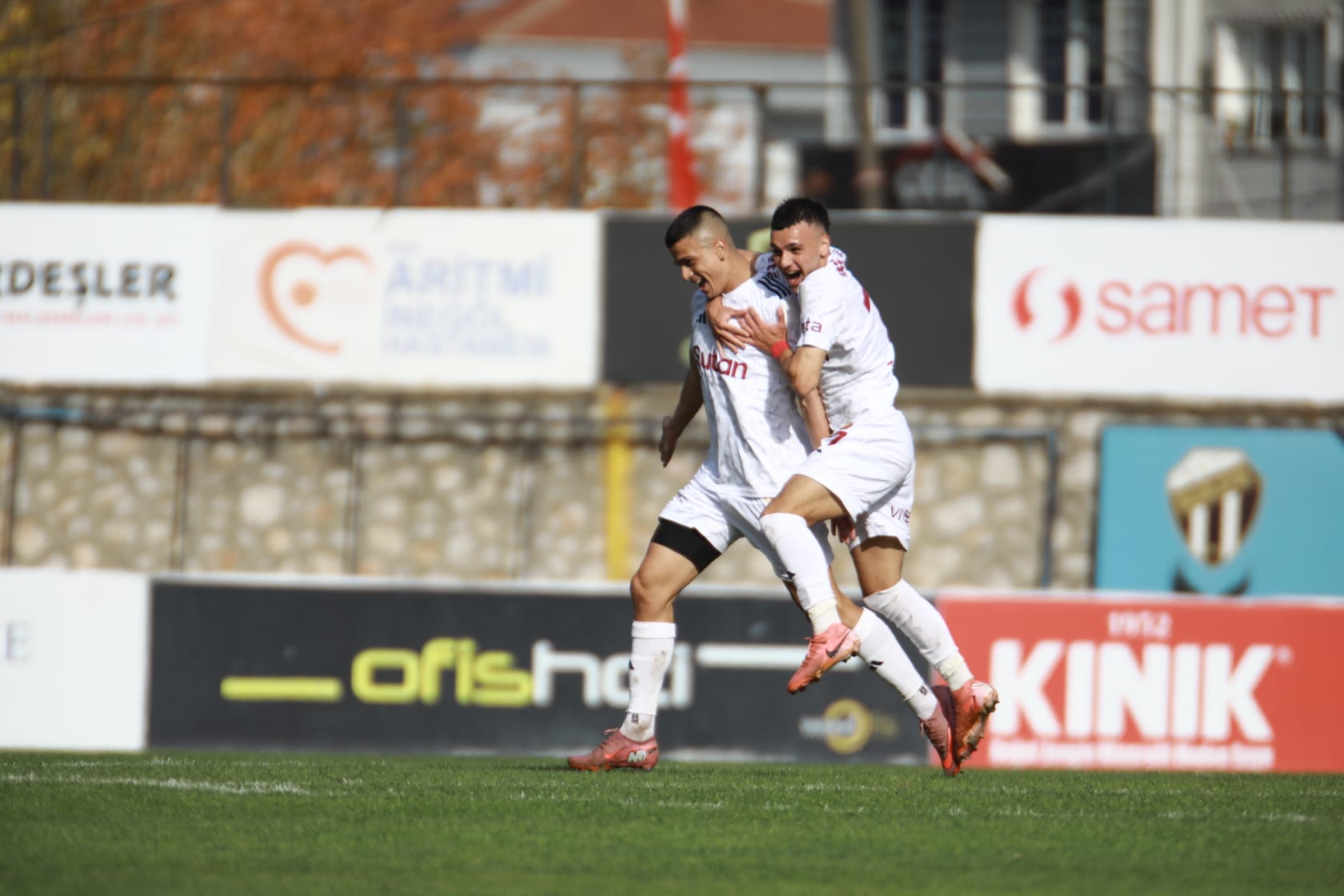 Altın değerinde 3 puan