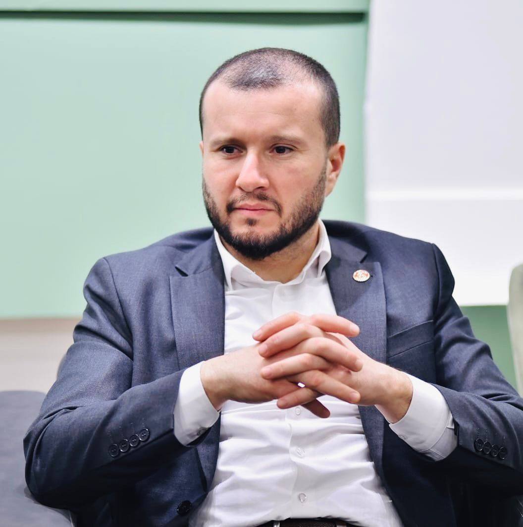 Tüm partiler komisyonda ama yerel temsilciler ayrıştırıcı ve saldırgan