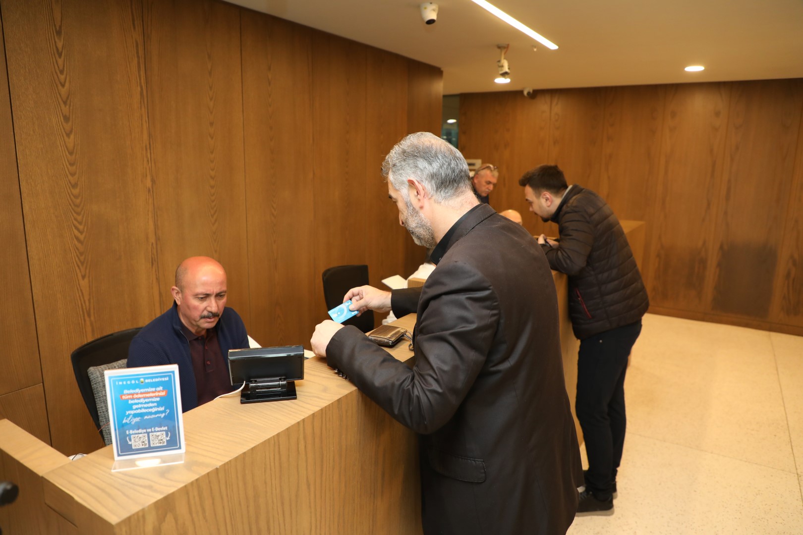 Vezneler hafta sonu açık olacak