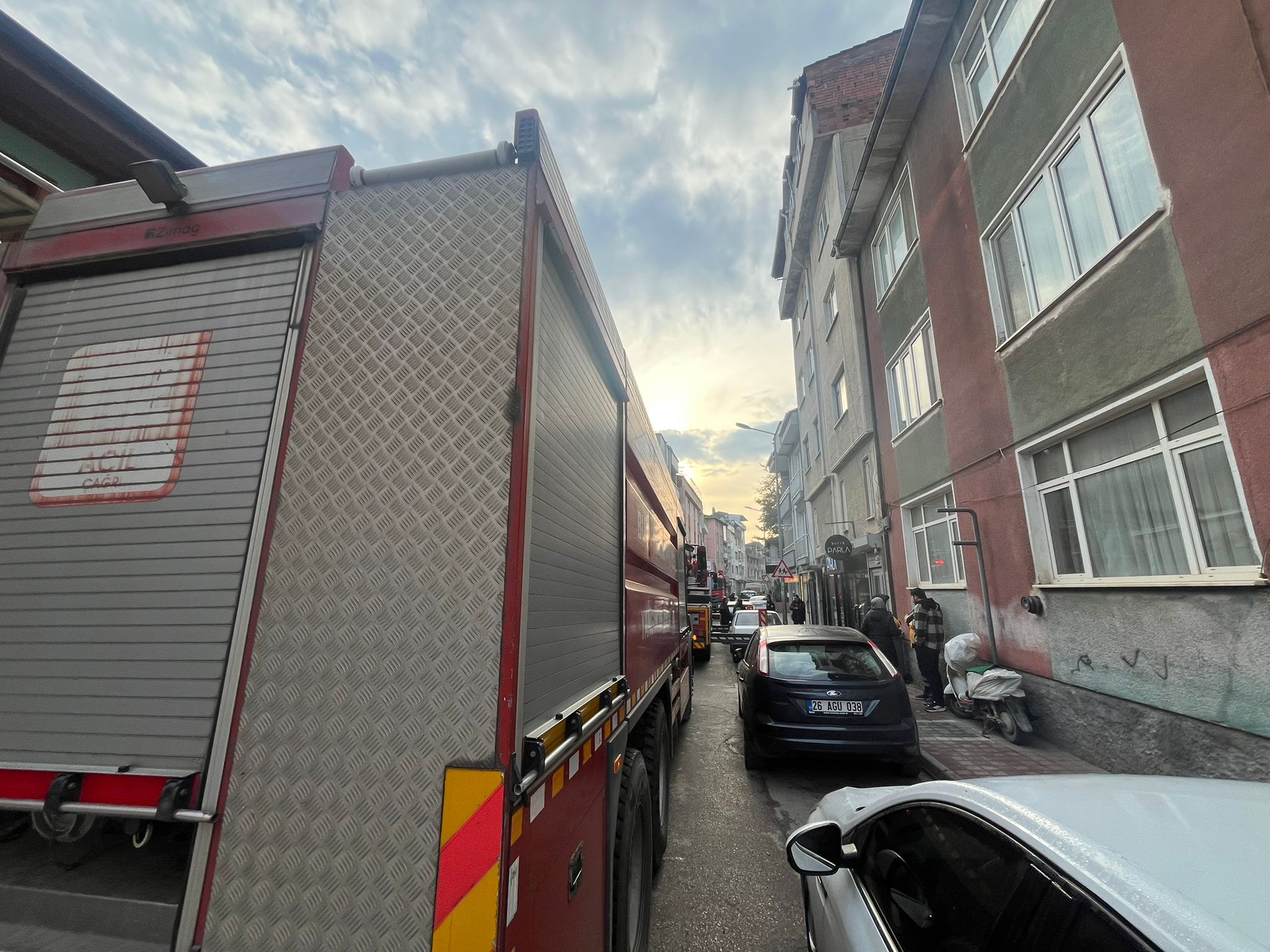 Yenice Mahallesi’nde korkutan yangın