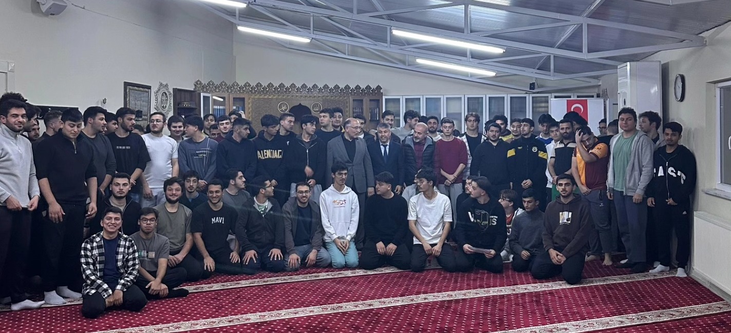 Öğrencilere tecrübelerini anlattılar