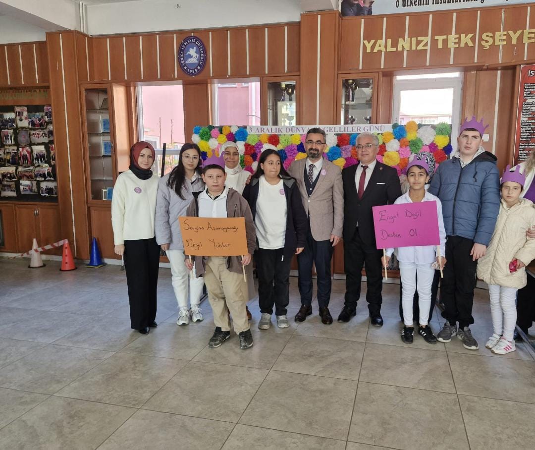 Yenice 19 Mayıs Ortaokulu’nda 3 Aralık farkındalık etkinliği