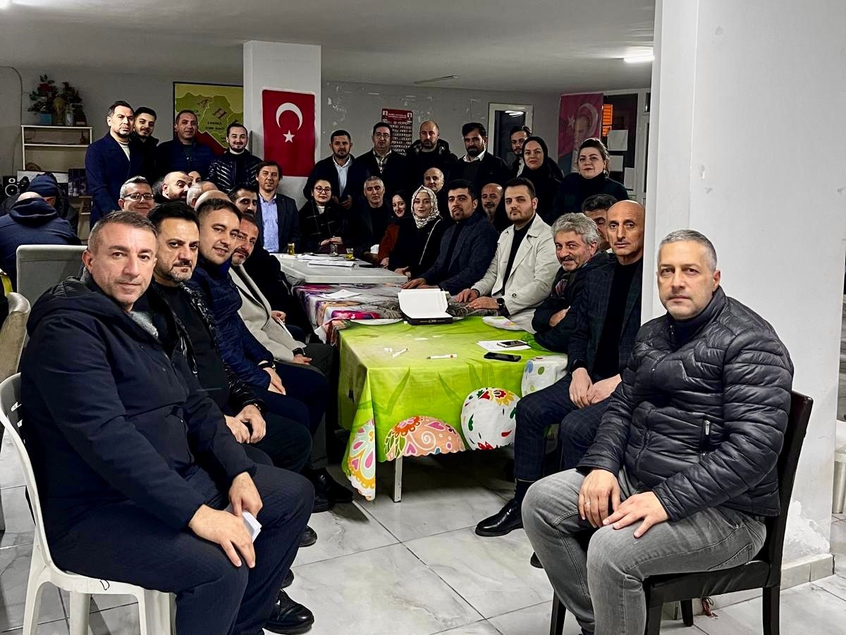 AK Parti’den tam saha pres