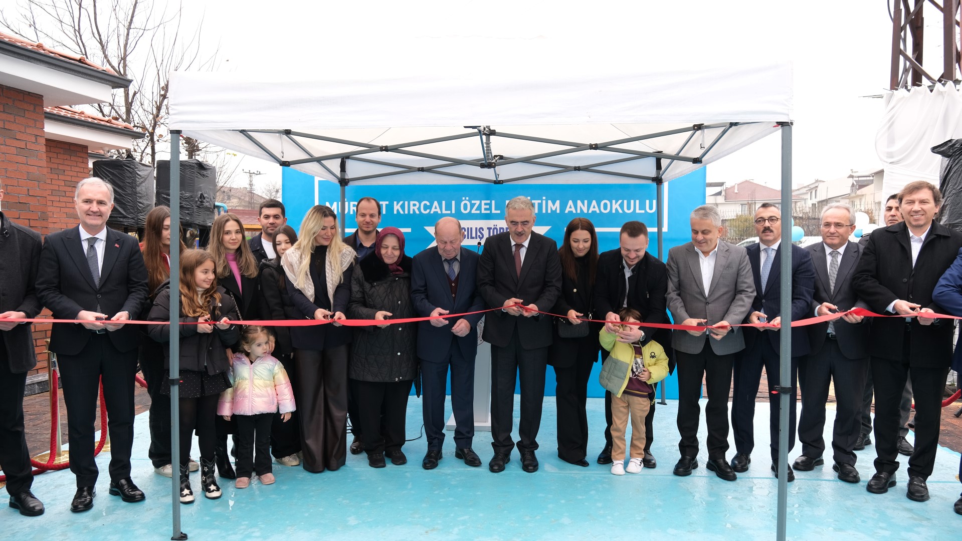 İnegöl’ün en özel anaokulu açıldı