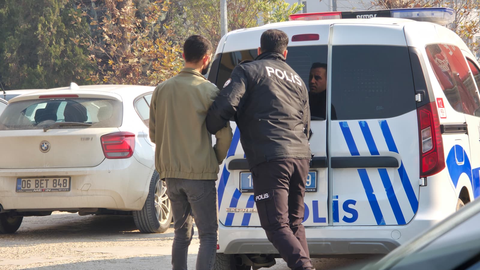 Ekipler göz açtırmadı