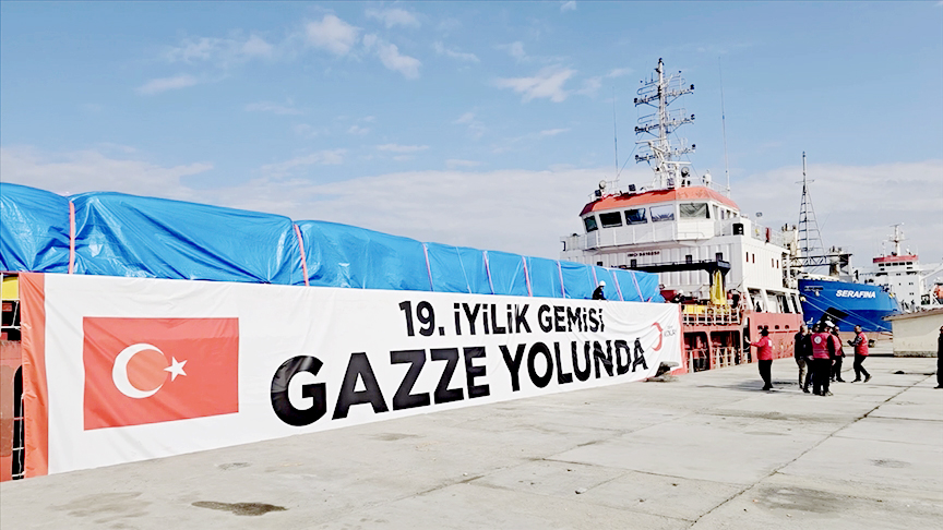 Türk Kızılay’ın 19. “İyilik Gemisi” Ariş Limanı’na Ulaştı