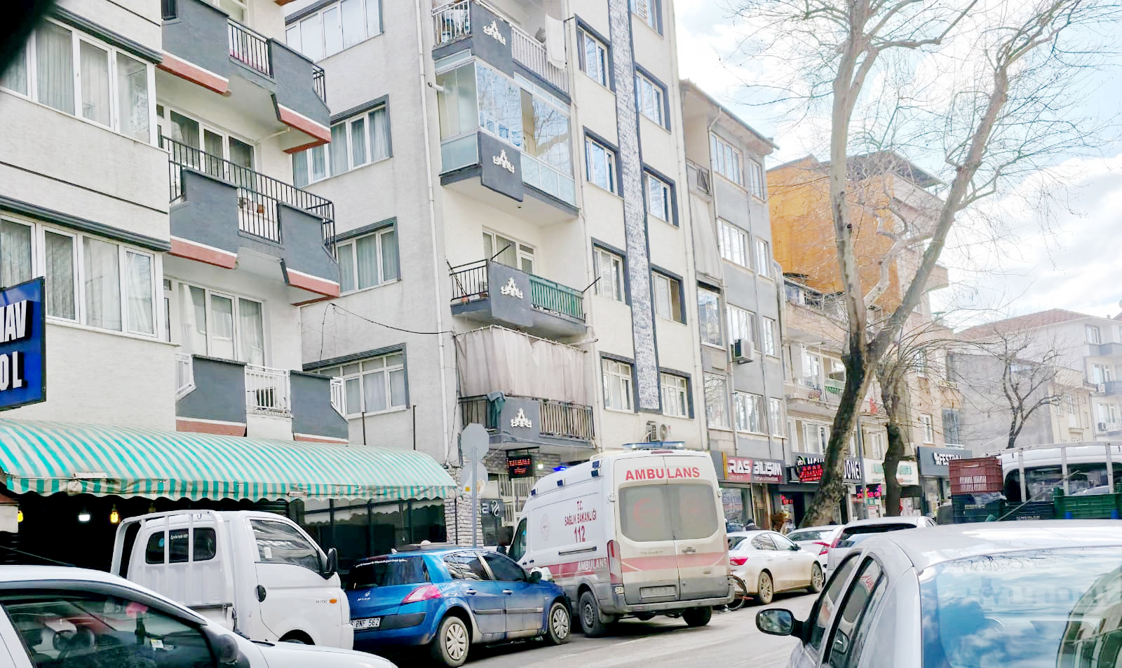 İkametinde ölü bulundu