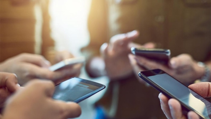 Binlerce telefon kapanma riskiyle karşı karşıya