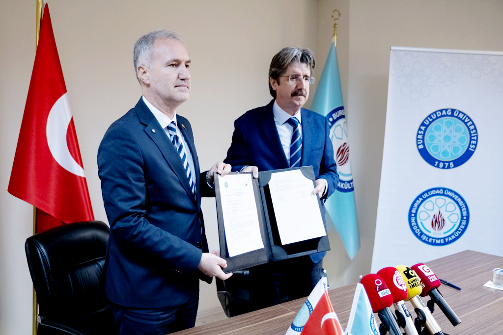 “İnegöl’deki üniversite kampüsü yerinde dönüşümle daha nitelikli hale gelecek”