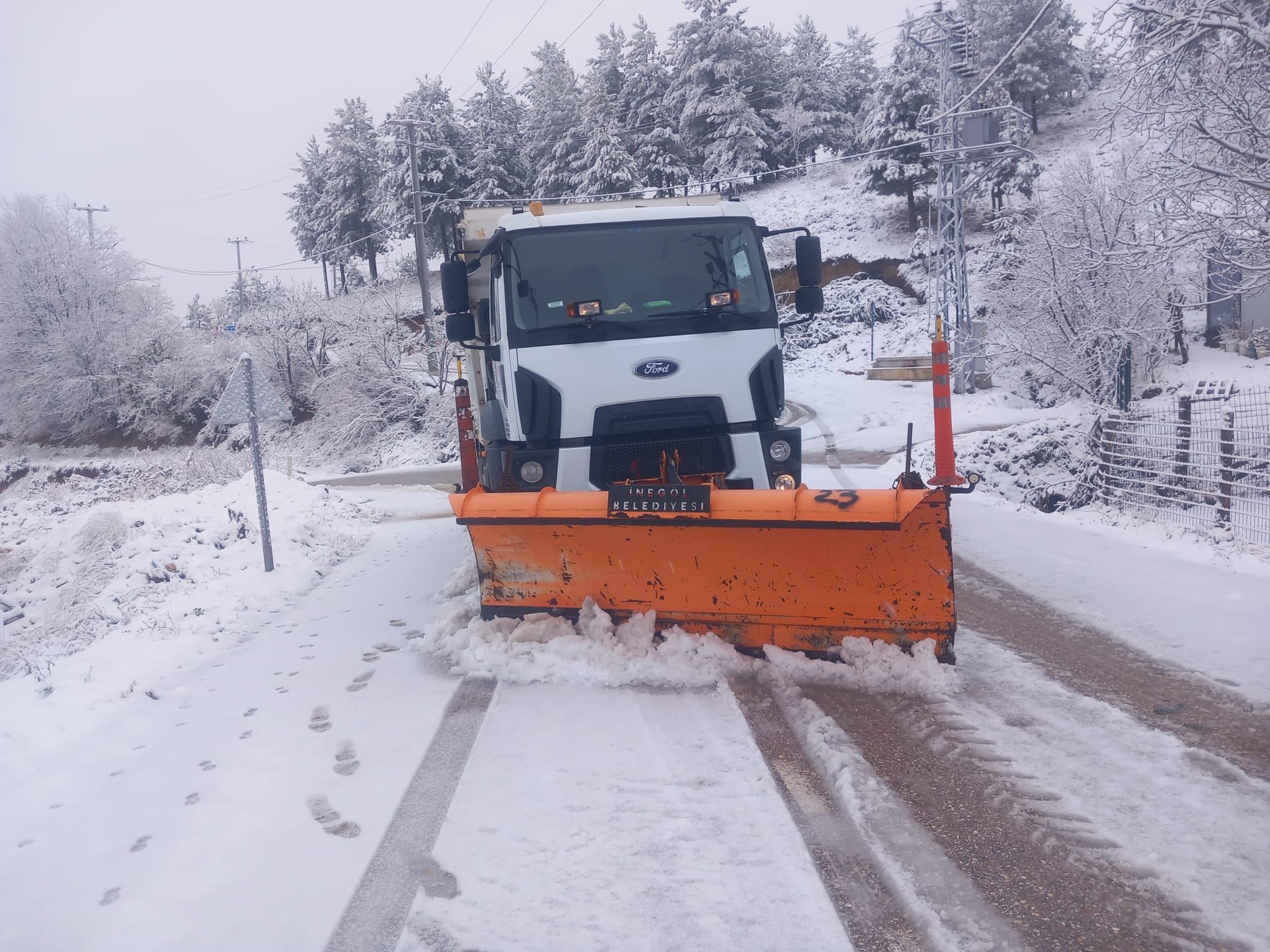 İnegöl Belediyesi çalışmalarını aralıksız sürdürüyor