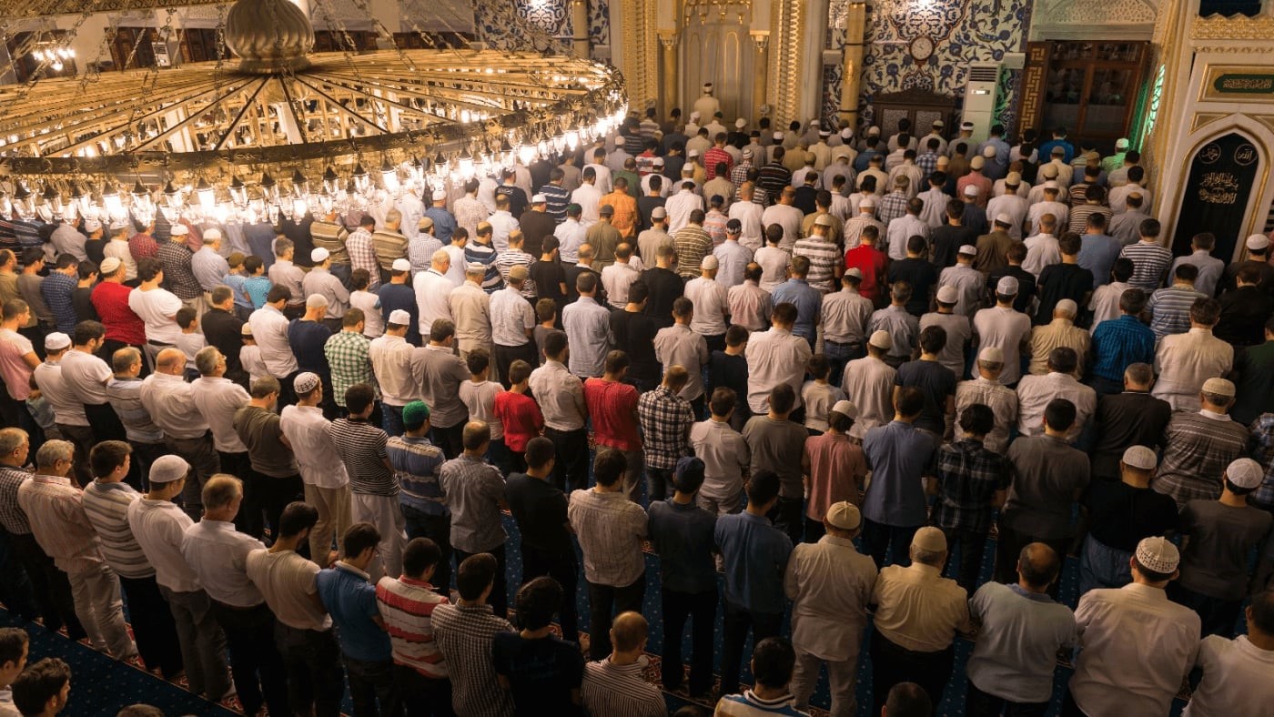 İnegöl’de hatimle teravih kılınacak camilere 3’e çıktı