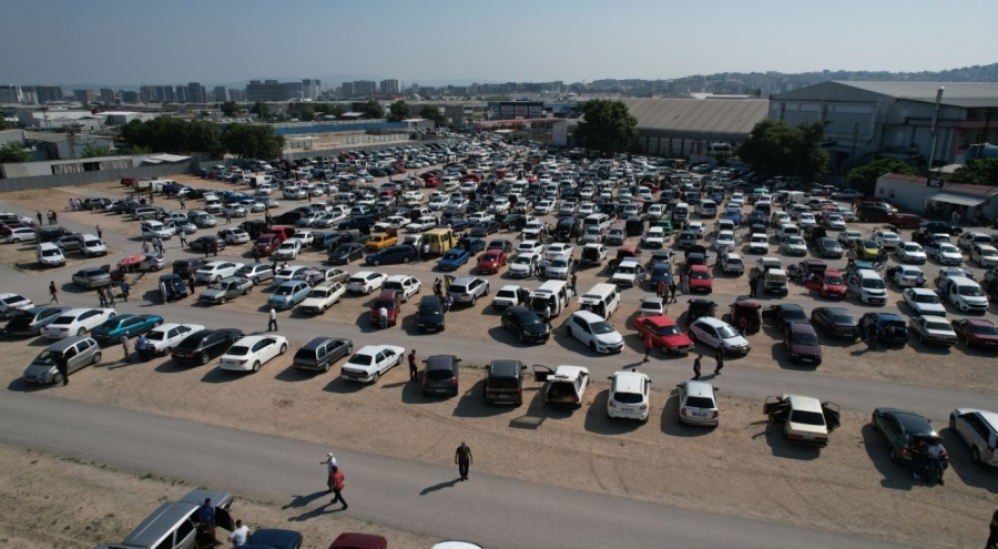 İnegöl’de ikinci el oto piyasası durgun: alıcı ilçe dışına kaçıyor