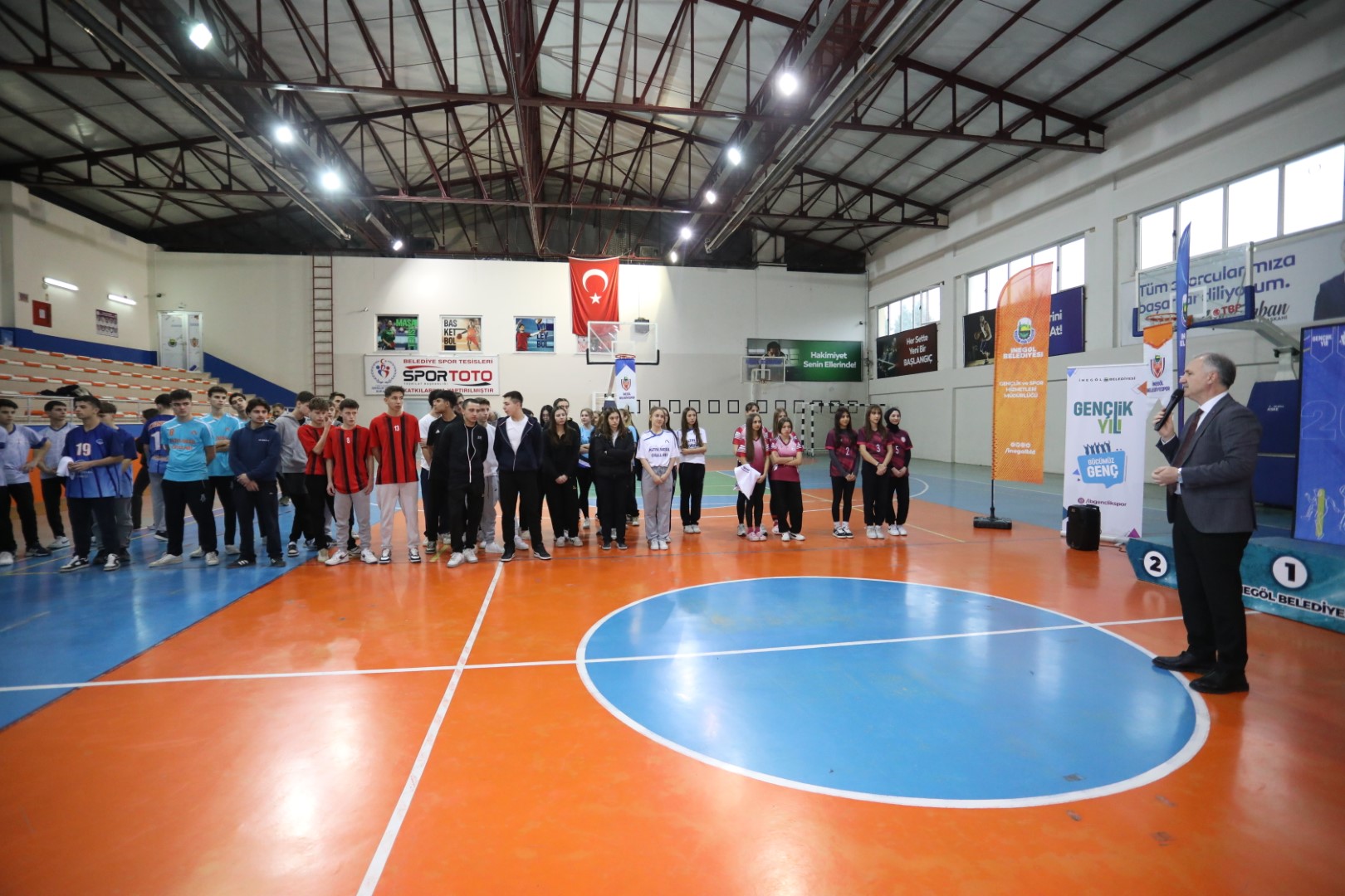 Spor Festivali’nde spor tırmanış branşı büyük heyecana sahne oldu