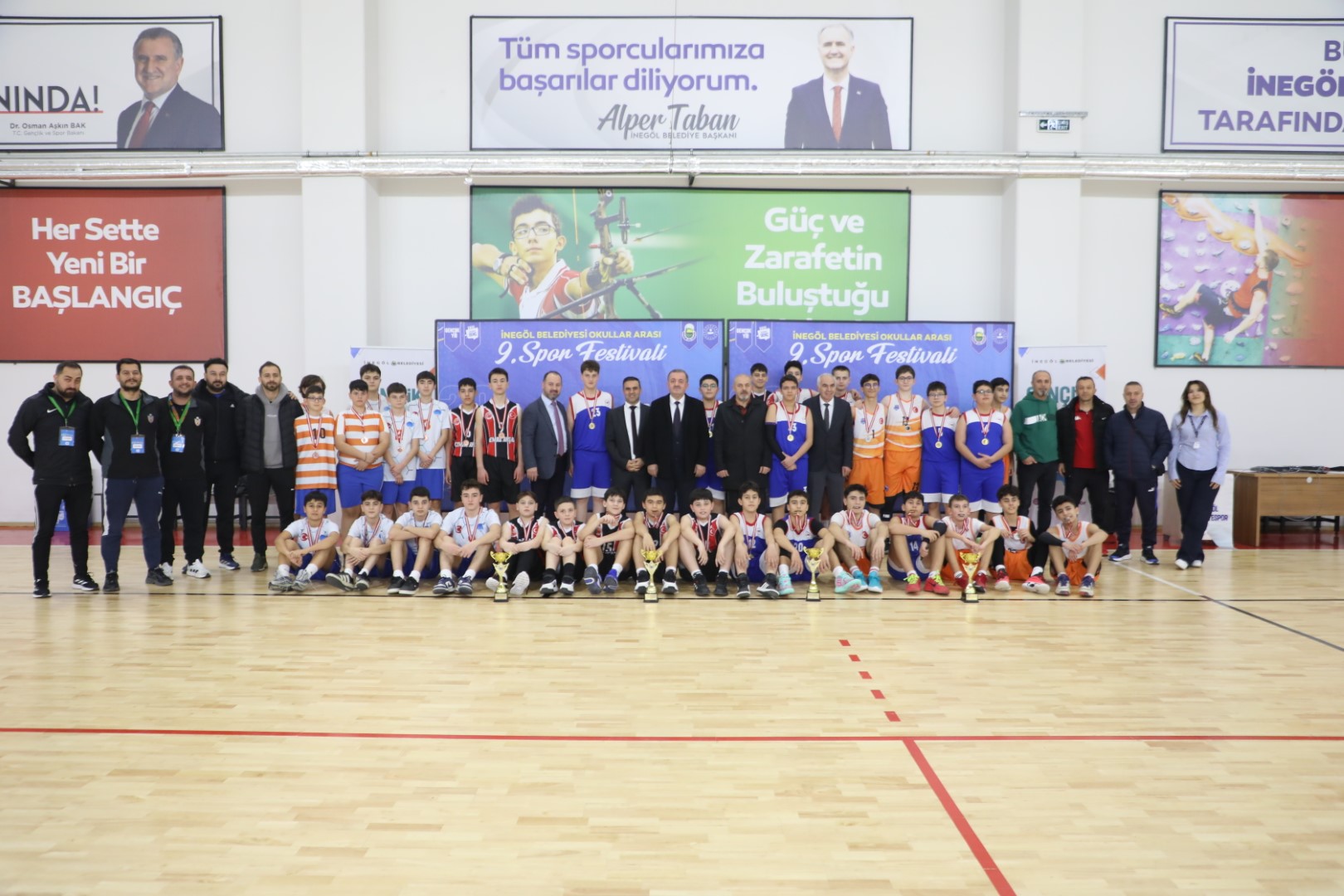 Spor Festivali’nde potanın yıldızları ödüllerini aldı