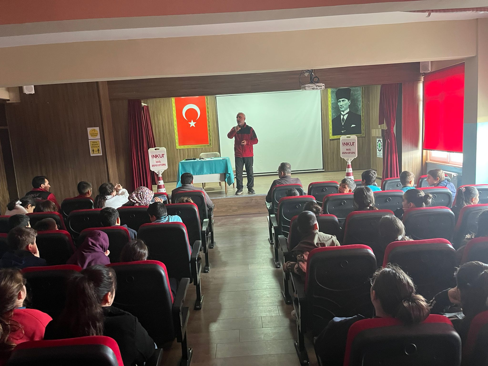 İNKUT’tan 6 Şubat’ın yıl dönümünde anlamlı afet bilinci etkinliği