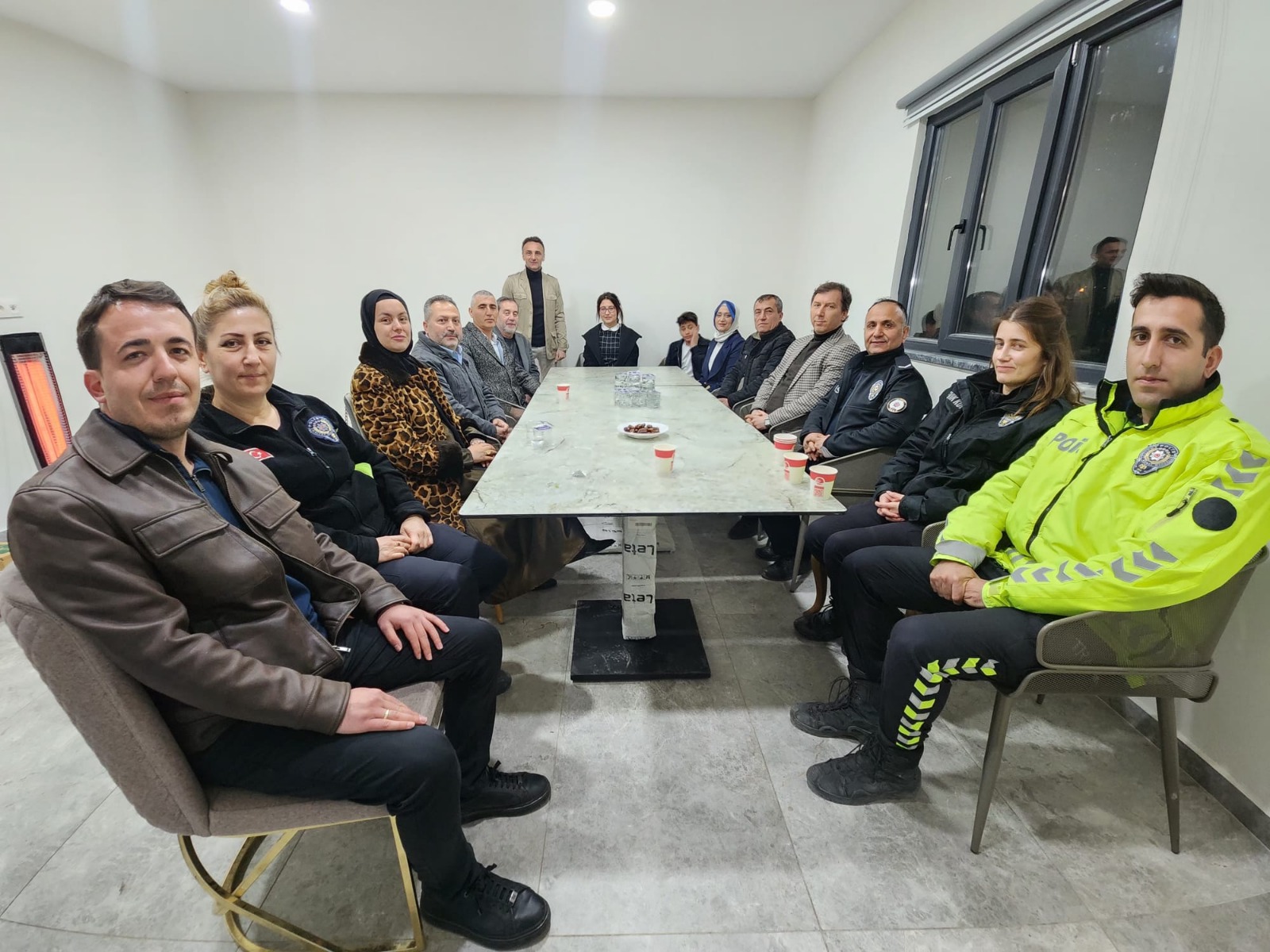 AK Parti İnegöl Teşkilatı Ramazan’da Gönüllere Dokundu