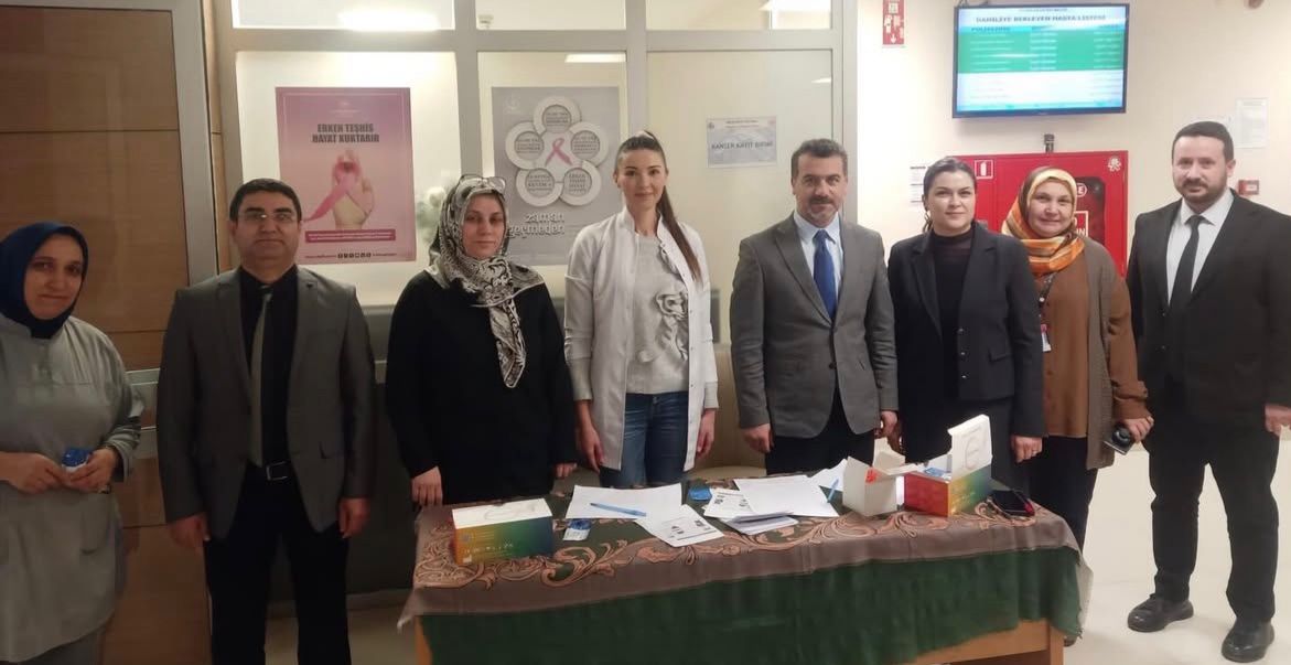 İnegöl’de ‘kolon kanseri’ farkındalık standı kuruldu