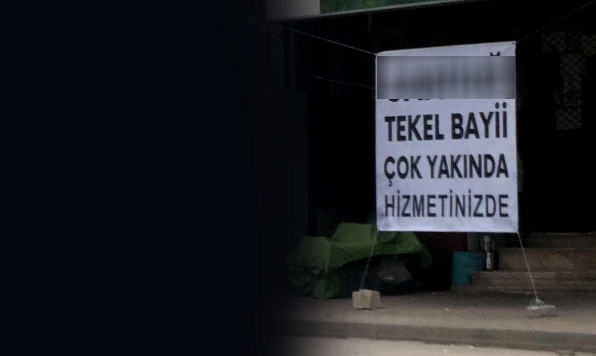 Ramazan ayında tepki çeken pankart