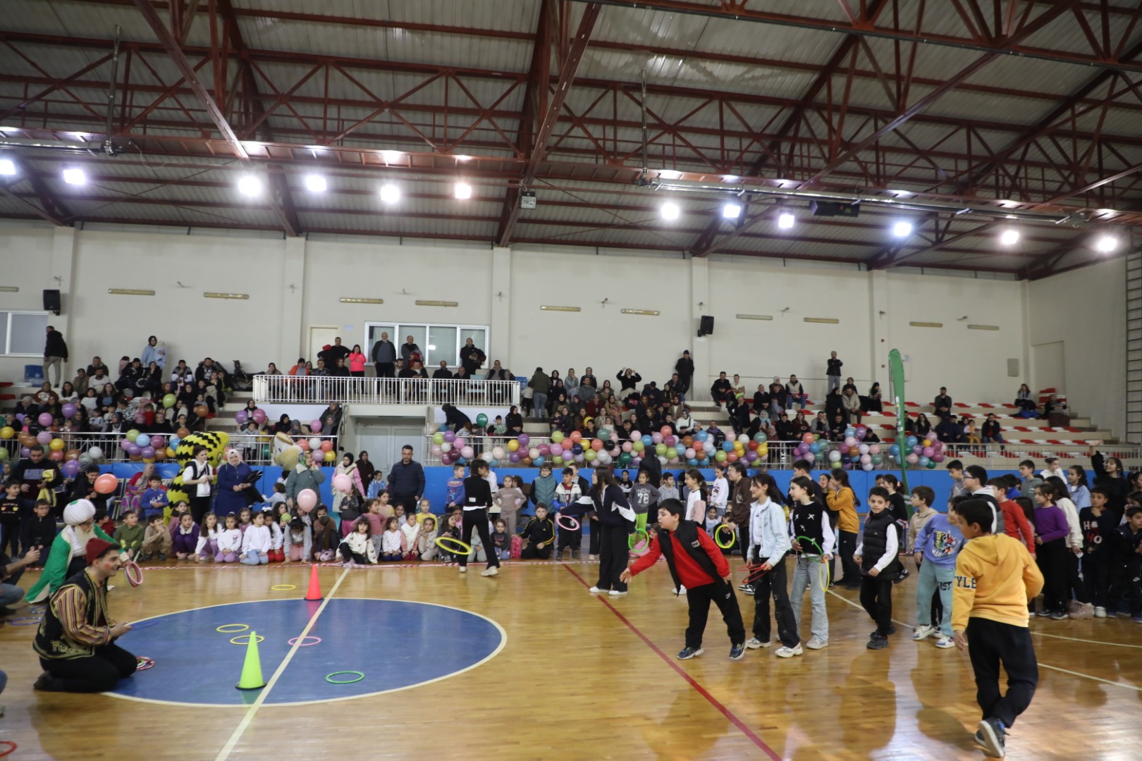 İnegöl’ün Mahalleleri Ramazan şenliği ile renkleniyor