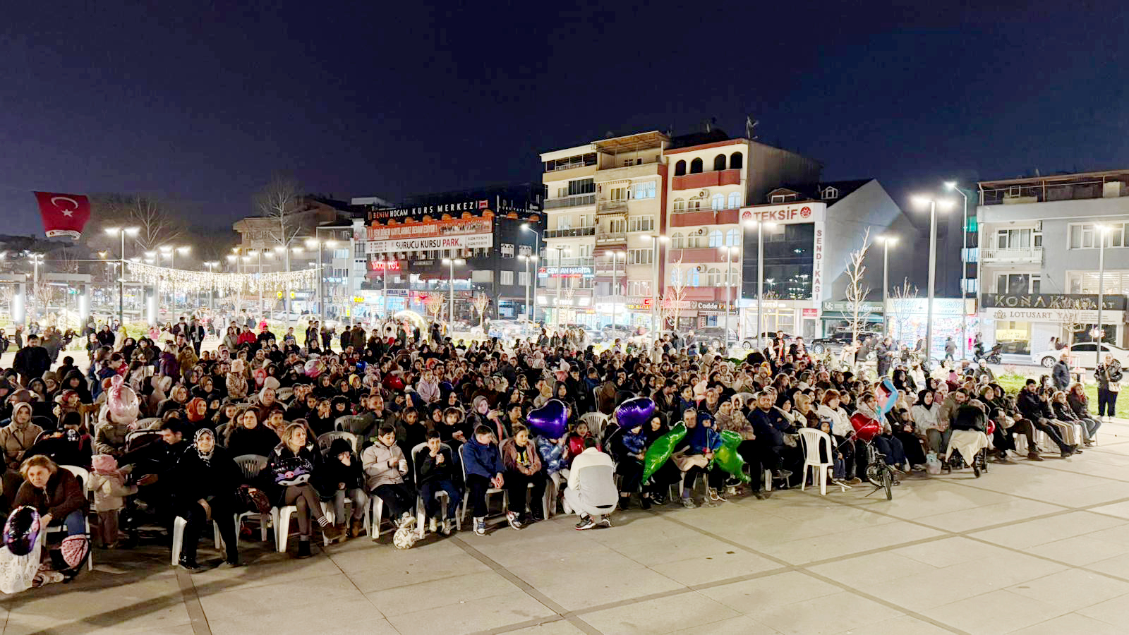 İnegöl’de Ramazan coşkusu gece gündüz devam ediyor