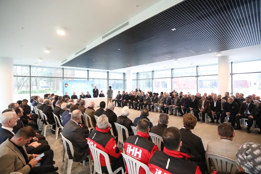 Protokol bayramda bir araya geldi